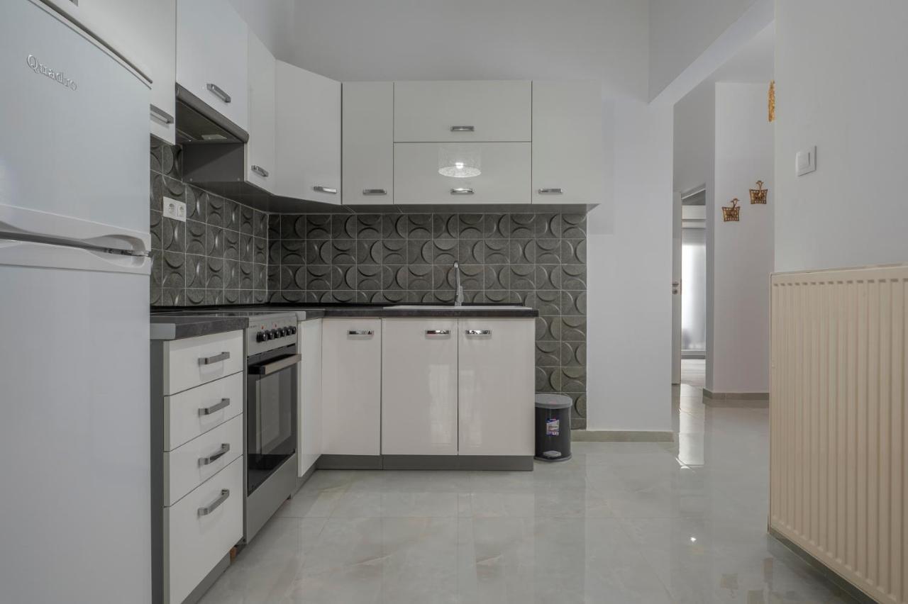 Kosmos Service Apartment City Center 3 With Additional Cost Parking 테살로니키 외부 사진